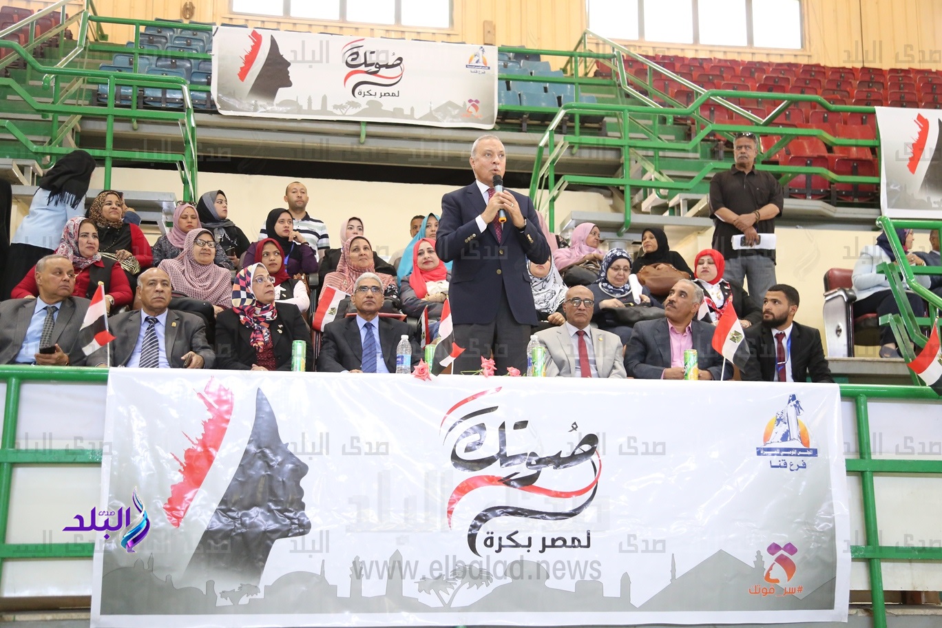  اللواء عبدالحميد الهجان محافظ قنا