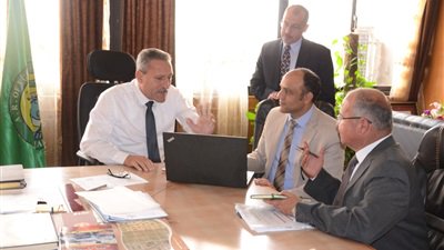 محافظ الاسماعيلية 