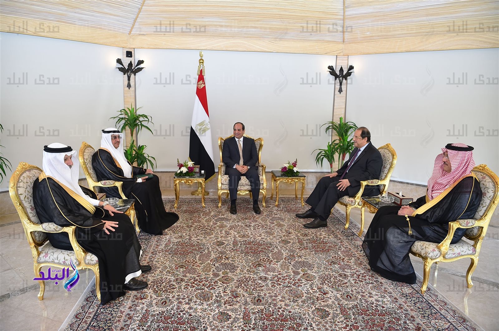 السيسي ووزير الدولة السعودي السيسي ووزير الدولة السعودي
