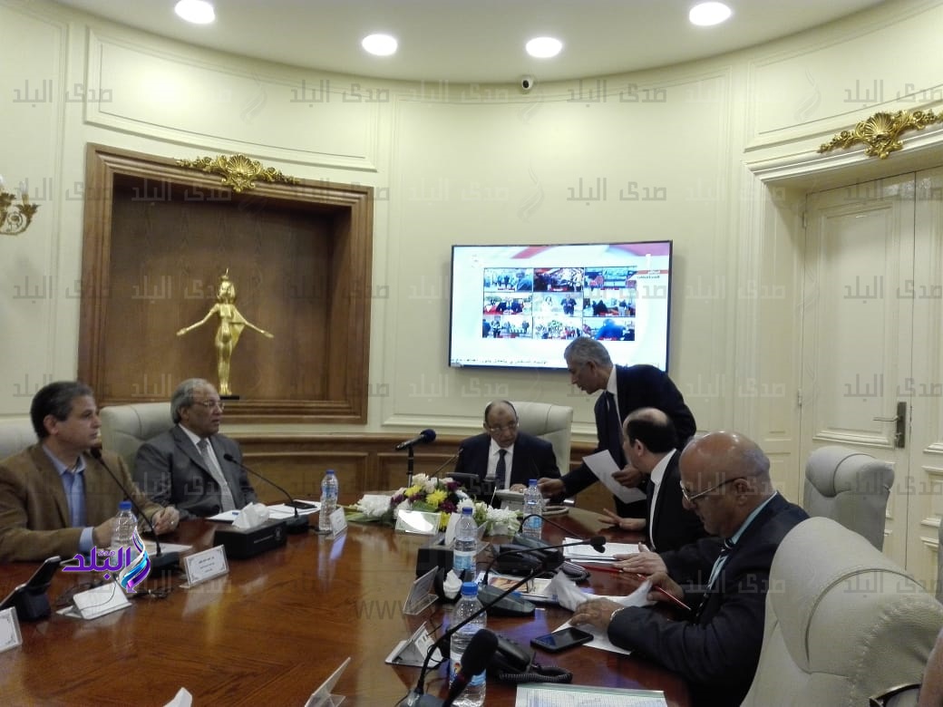 الاستفتاء على الدستور الاستفتاء على الدستور