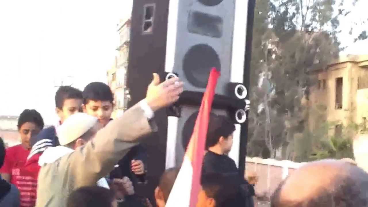الأغاني الوطنية وال دي جي أحد مظاهر التصويت في الجمالية الأغاني الوطنية وال دي جي أحد مظاهر التصويت في الجمالية
