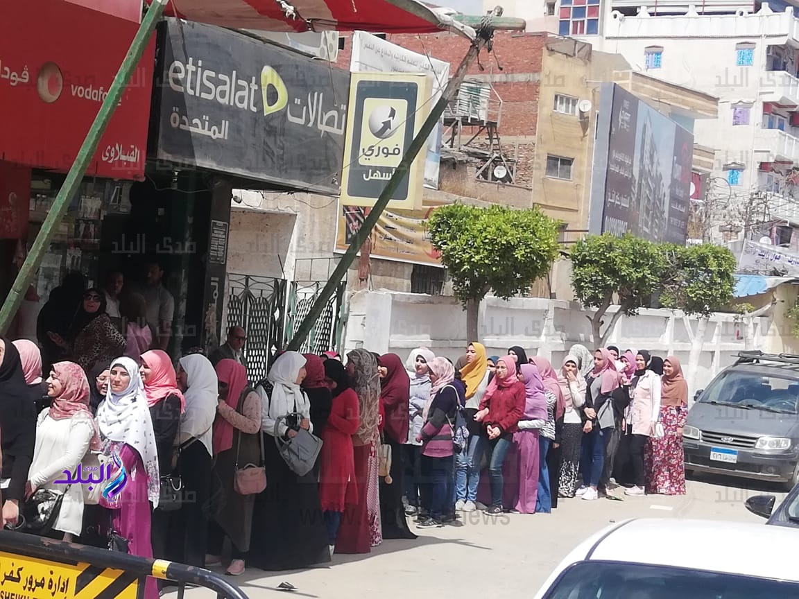 مشاركة كبيرة للمرأة الاستفتاء مشاركة كبيرة للمرأة الاستفتاء