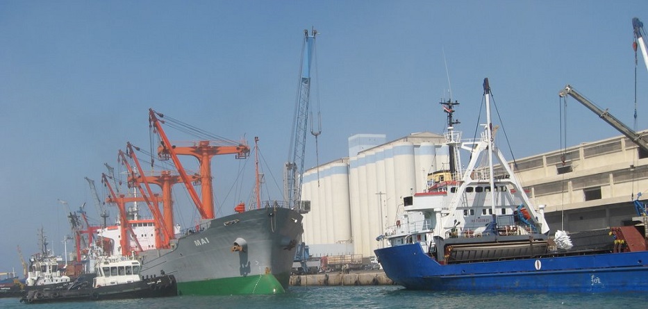 ميناء طرطوس السوري