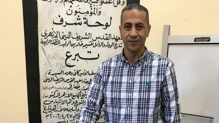 مدرب حراس المنتخب الأولمبي يشارك باستفتاءالتعديلات الدستورية