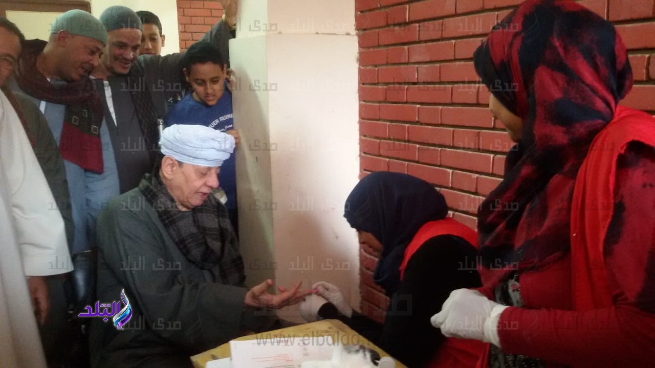  الشيخ ياسين التهامي الملقب بعميد المنشدين