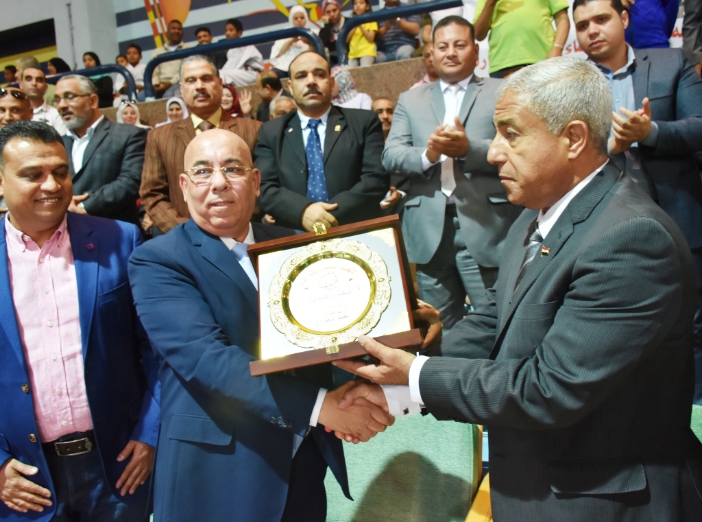 محافظ أسوان محافظ أسوان