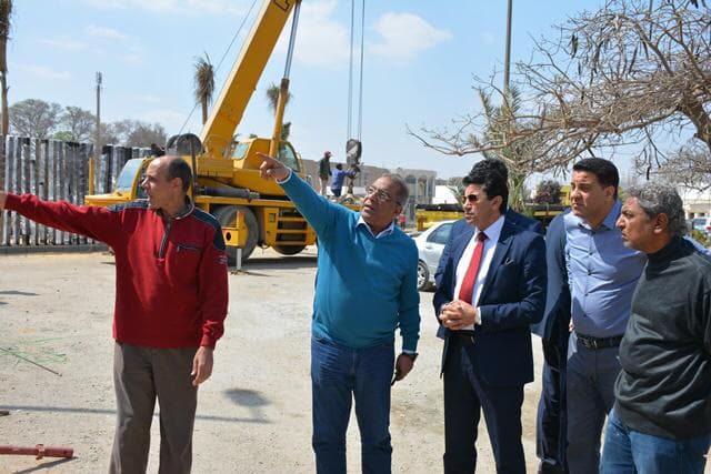 اشرف صبحي يقوم بجولة تفقدية في استاد القاهرة