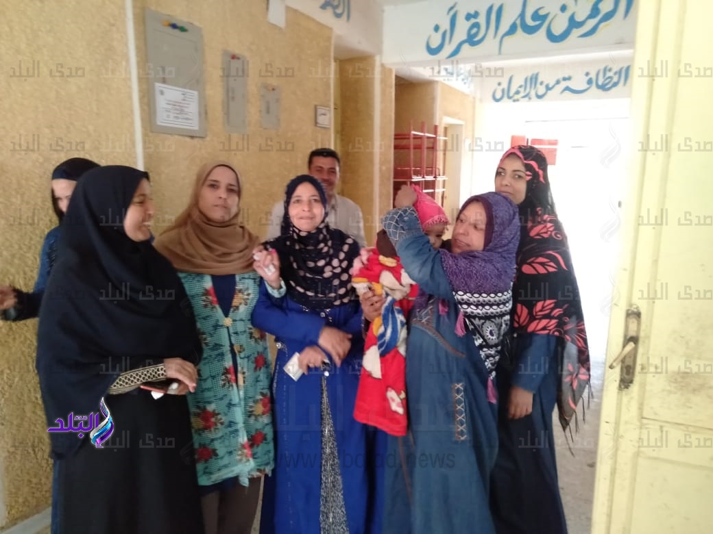 اقبال كبير من الناخبين للمشاركة فى الاستفتاء بالمنيا