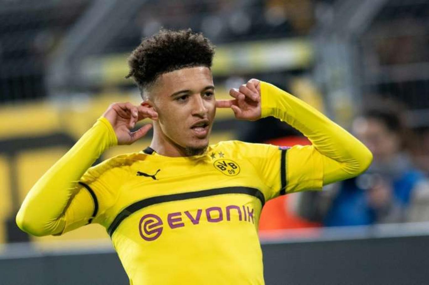 جادون سانشو لاعب دورتموند