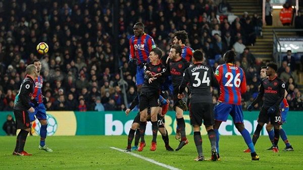 أرسنال وكريستال بالاس