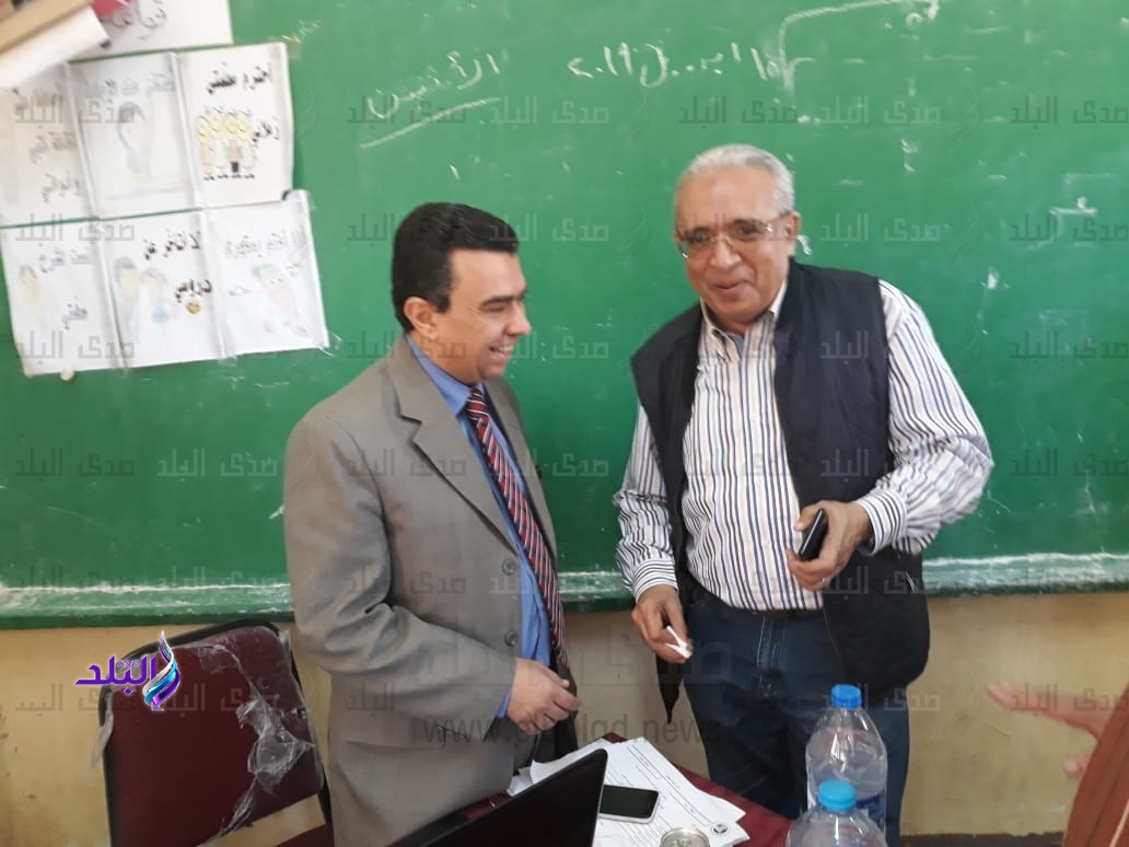 أمين مستقبل وطن بأسيوط يدلي بصوته أمين مستقبل وطن بأسيوط يدلي بصوته
