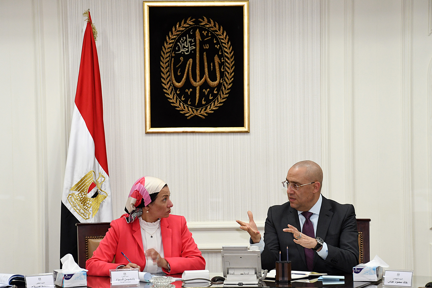 وزيرا الاسكان و البيئة 