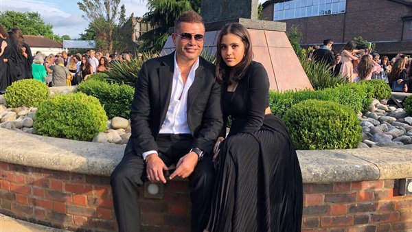 عمرو دياب وابنته جنا 