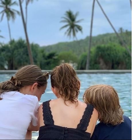 ملياردير دنماركي يفقد 3 من أبنائه في تفجيرات سريلانكا