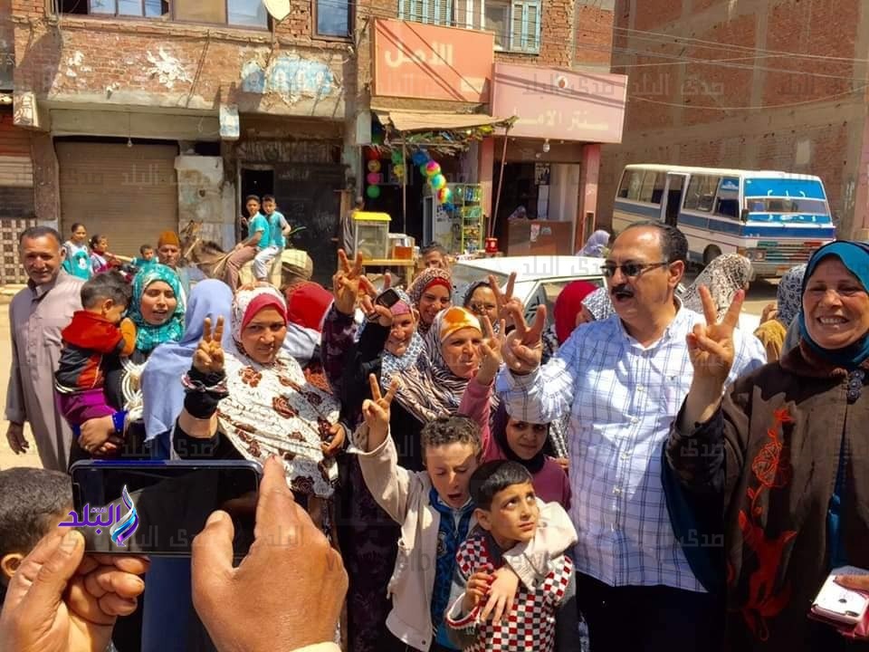 مسيرة لرئيس لجنة النقل والمواصلات