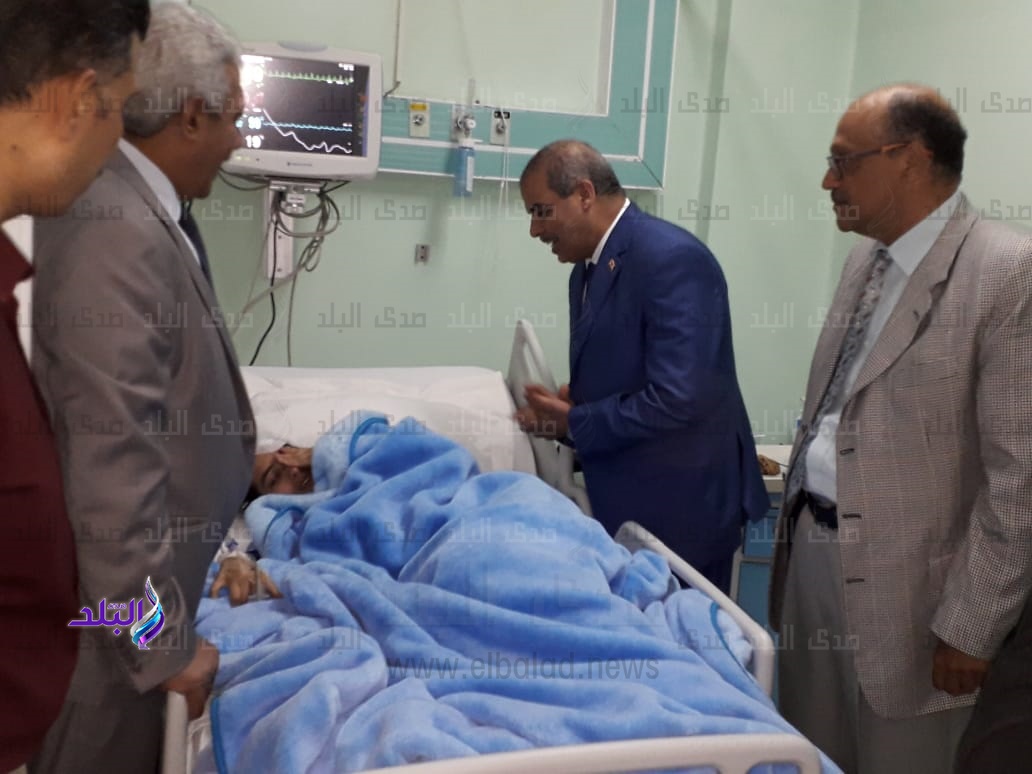 المحرصاوي يطمئن على طالبة التربية الرياضية بمستشفى الأزهر المحرصاوي يطمئن على طالبة التربية الرياضية بمستشفى الأزهر