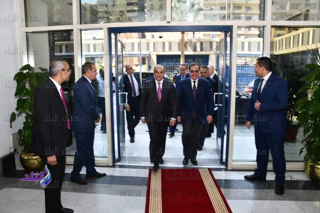 وزير البترول ورئيس البرلمان القبرصي وزير البترول ورئيس البرلمان القبرصي