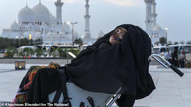 منيرة عبدالله عادت للحياة بمعجزة من السماء منيرة عبدالله عادت للحياة بمعجزة من السماء