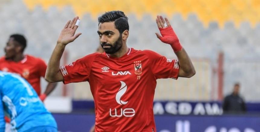 حسين الشحات لاعب الفريق الاهلي
