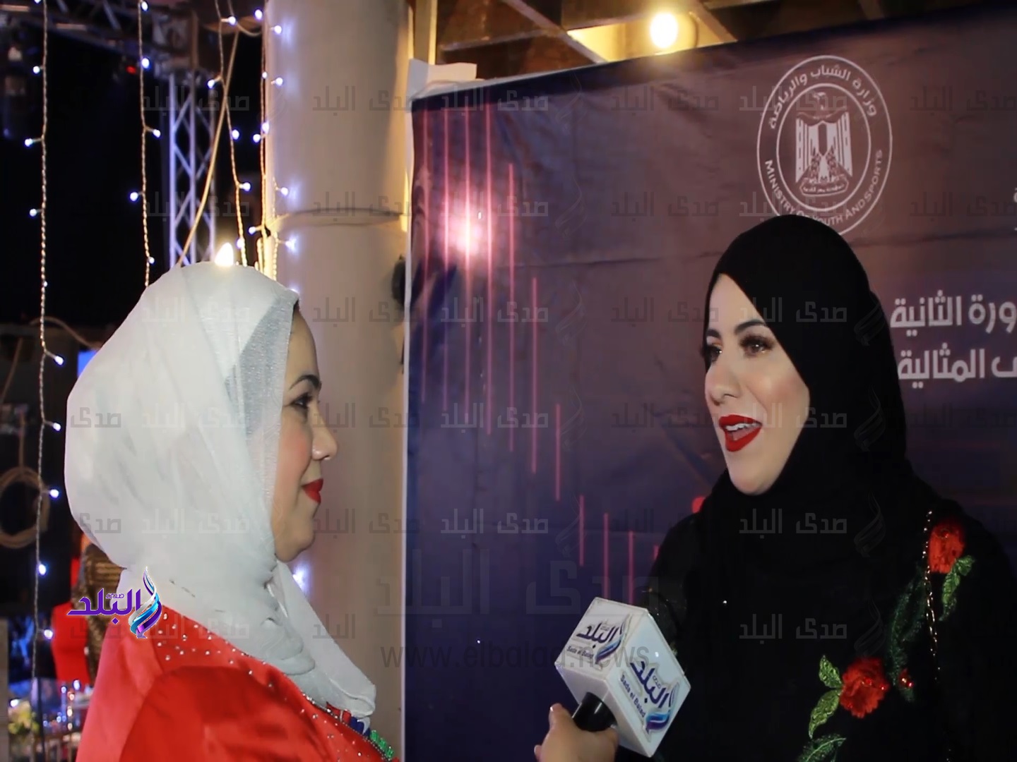 هاجر مصممة ازياء جزائرية   