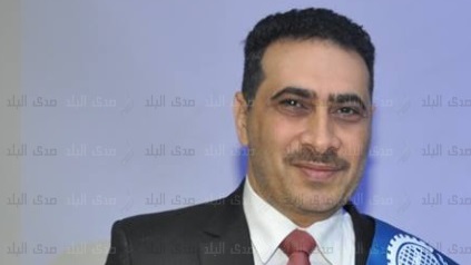 د. محمود السعيد عميد كلية الاقتصاد والعلوم السياسية