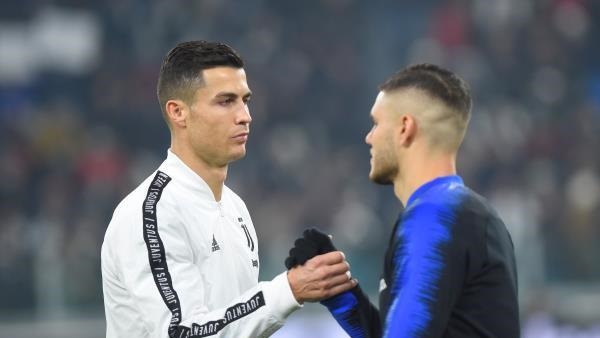 رونالدو وإيكادري من لقاء سابق 