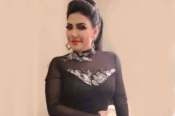 الفنانة بدرية طلبة 