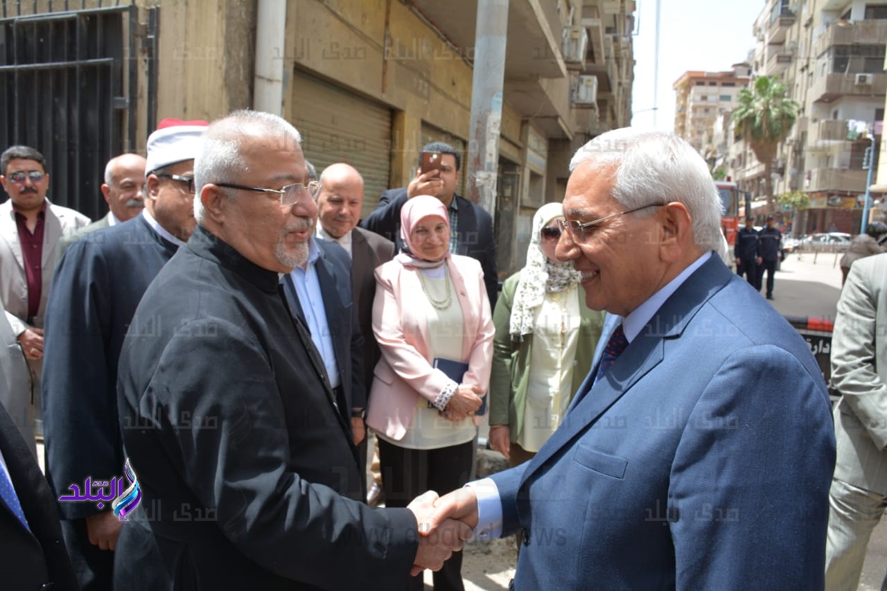 محافظ الدقهلية يزور الكنيسة الكنيسة الكاثوليكية بالمنصورة