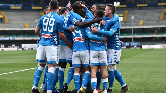 فريق نابولي (أرشيفية)