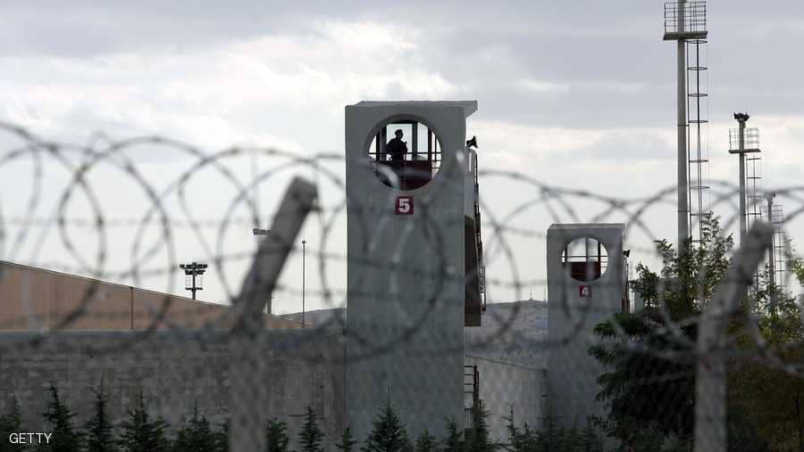 مقتل شاب فلسطيني في سجون تركيا.. وأسرته تتهم أردوغان مقتل شاب فلسطيني في سجون تركيا.. وأسرته تتهم أردوغان