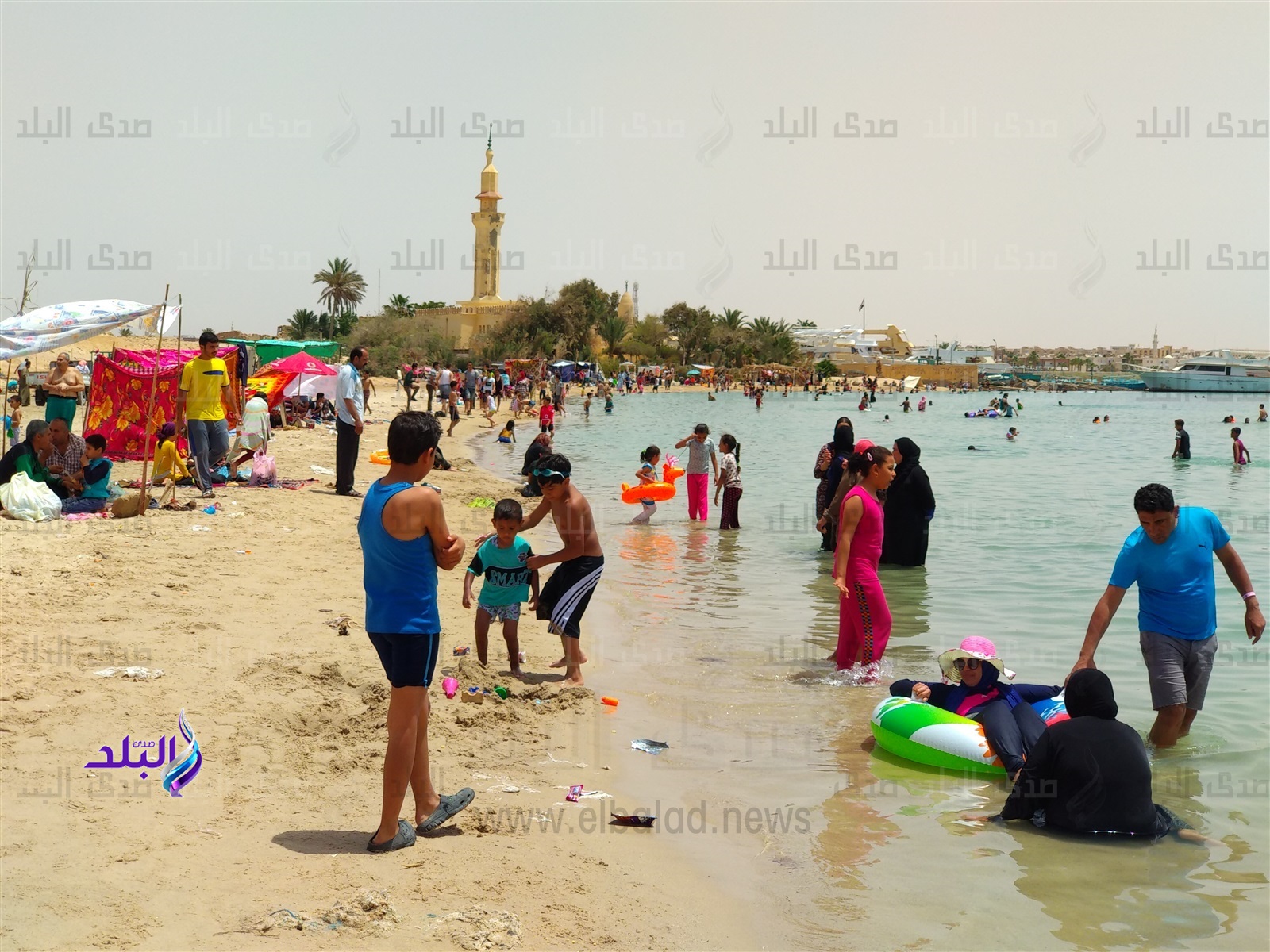 اقبال كبير على شواطئ جنوب سيناء والفنادق والمنتجعات السياحية