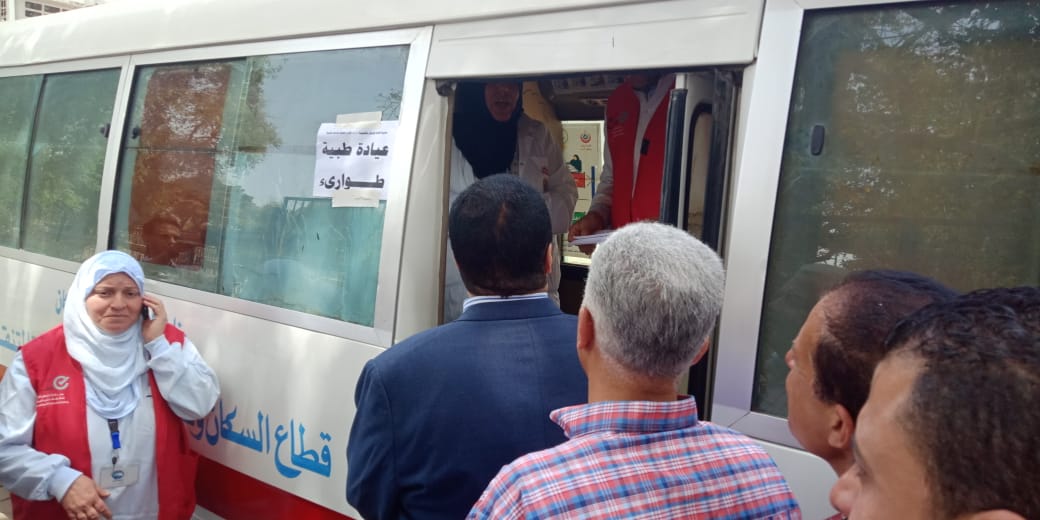 100 مليون صحة تكشف على المواطنين بالحدائق  100 مليون صحة تكشف على المواطنين بالحدائق