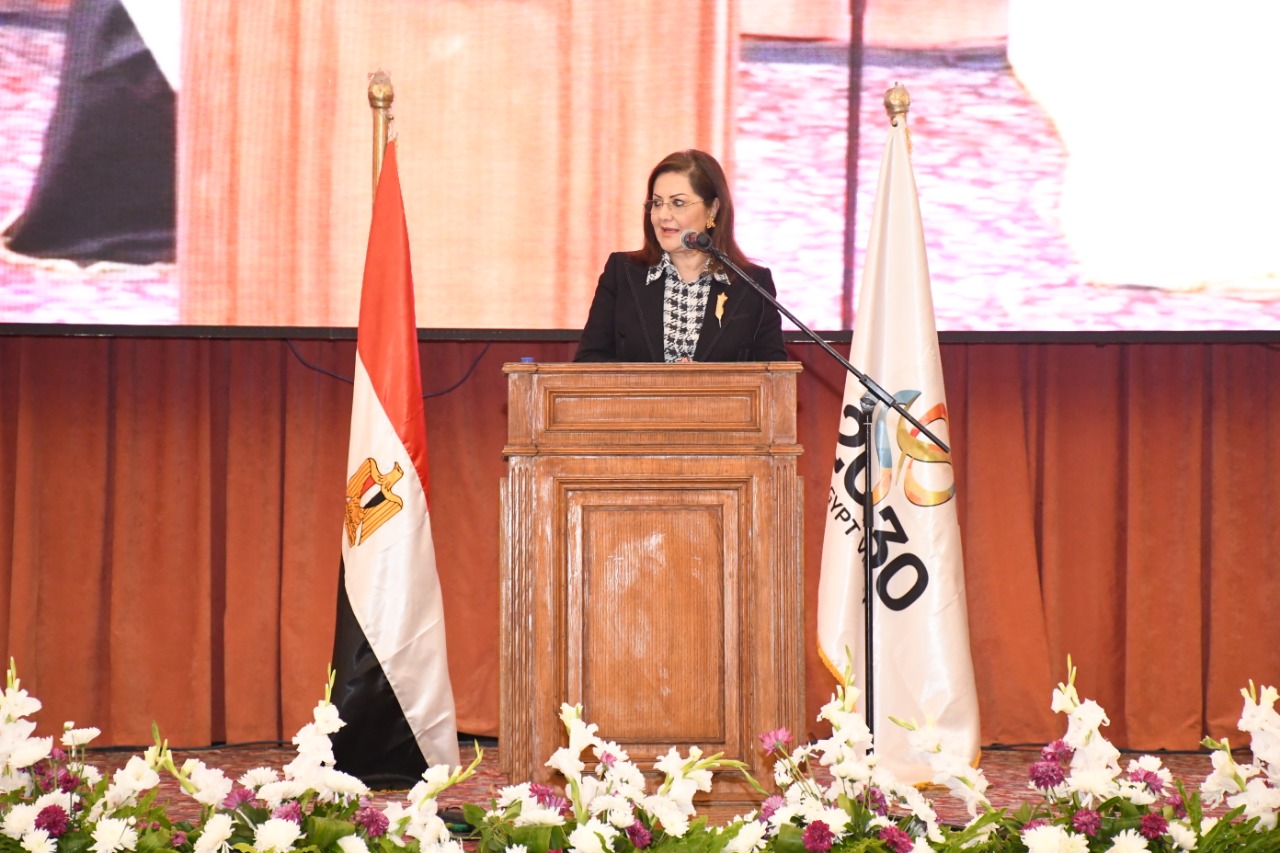 وزيرة التخطيط 