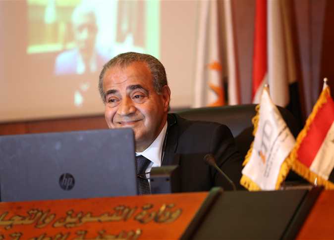الدكتور علي المصيلحي وزير التموين والتجارة الداخلية الدكتور علي المصيلحي وزير التموين والتجارة الداخلية