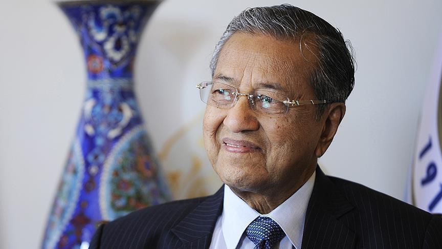 رئيس الوزراء الماليزي، مهاتير محمد رئيس الوزراء الماليزي، مهاتير محمد
