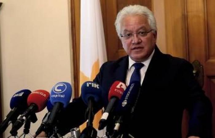  يوناس نيكولاو وزير العدل القبرصي