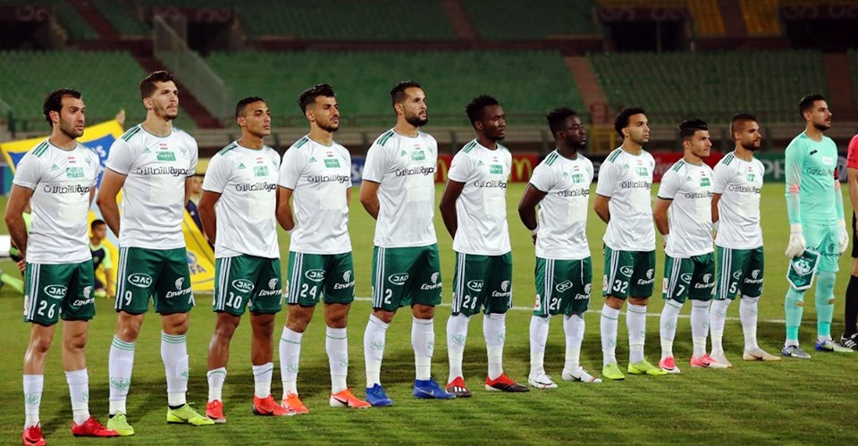 الفريق الأول للكرة بالنادي المصري