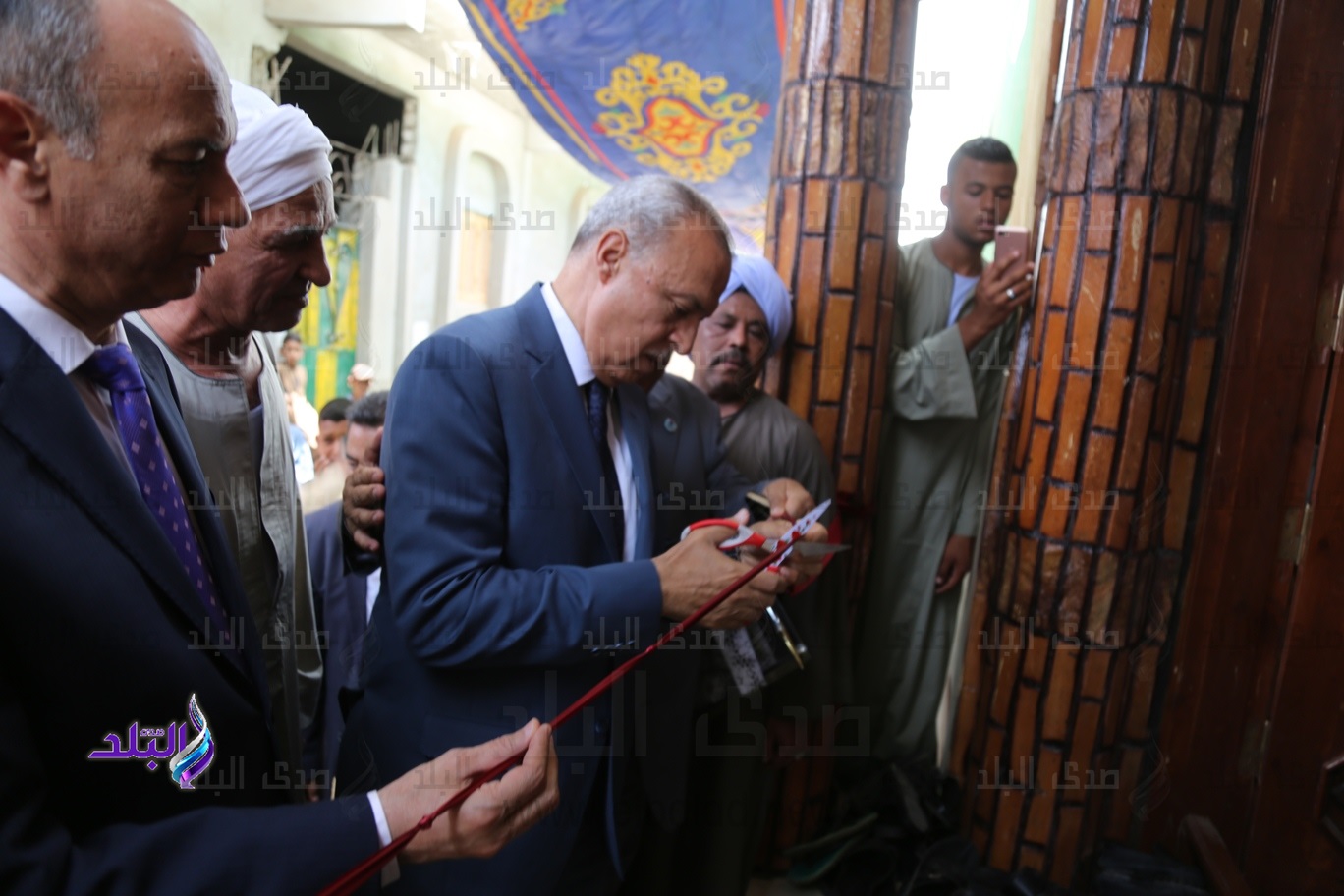 محافظ قنا يفتتح مسجد الإخلاص بقرية أولاد عمرو