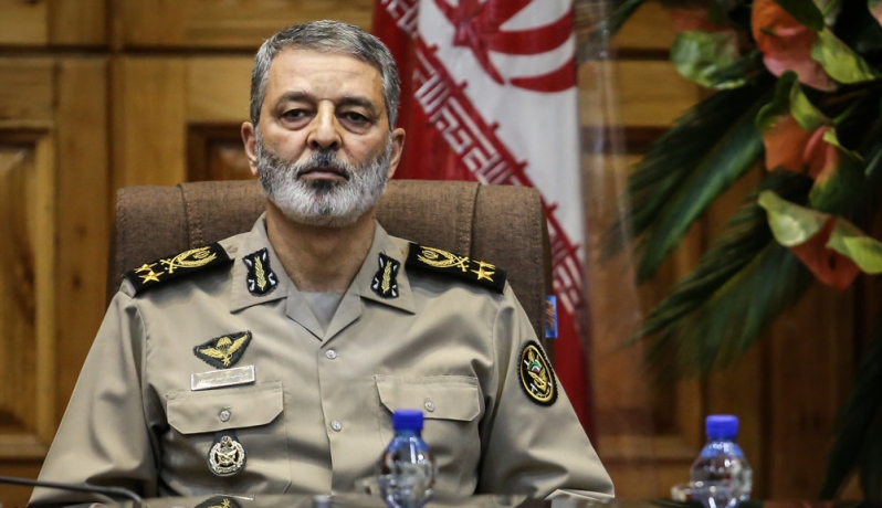 القائد العام للجيش الإيراني عبد الرحيم موسوي القائد العام للجيش الإيراني عبد الرحيم موسوي