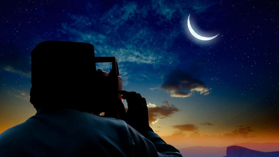 تحري رؤية هلال رمضان