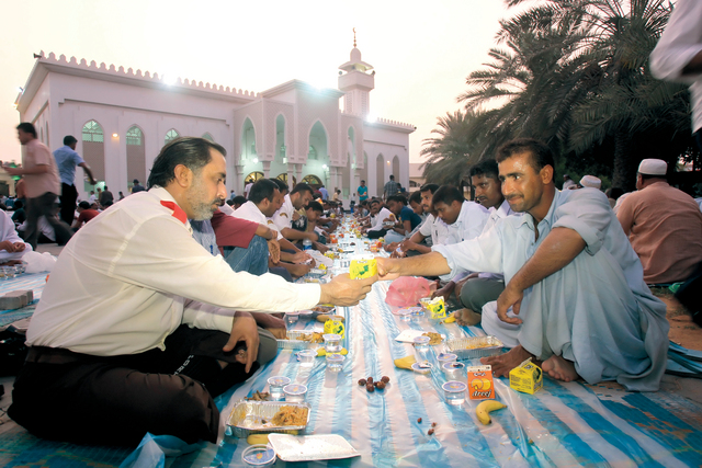 المغتربون في شهر رمضان المغتربون في شهر رمضان