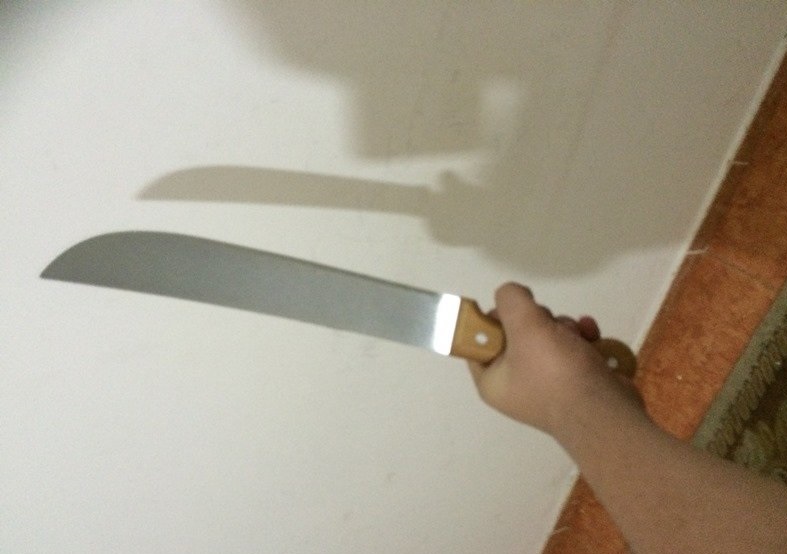 صورة أرشيفية - الة حادة