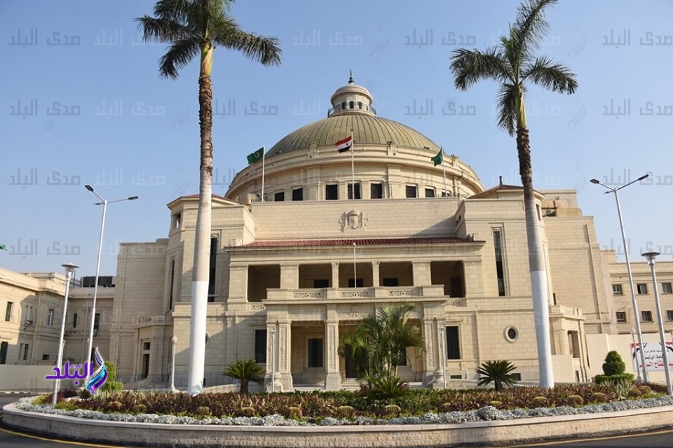 جامعة القاهرة جامعة القاهرة