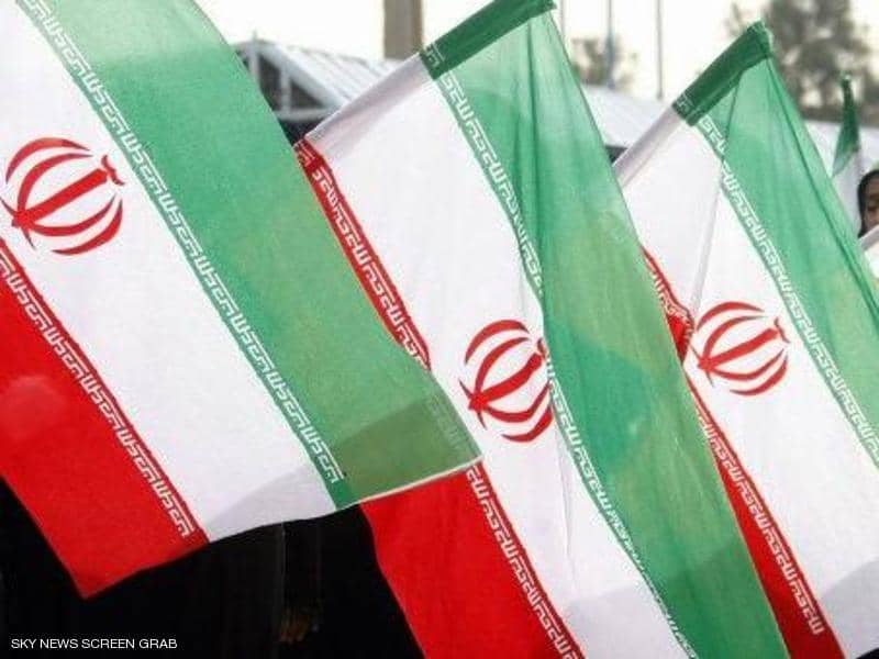 العقوبات تشمل قطاعات الحديد والصلب والنحاس.