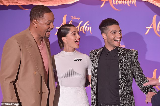  مينا مسعود وويل سميث 