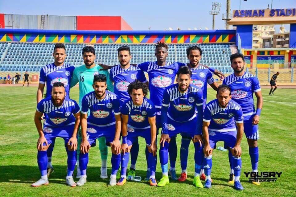 الفريق الأول لكرة القدم بنادي أسوان