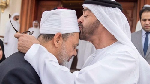 الإمام الأكبر يتبادل التهاني مع الشيخ محمد بن زايد