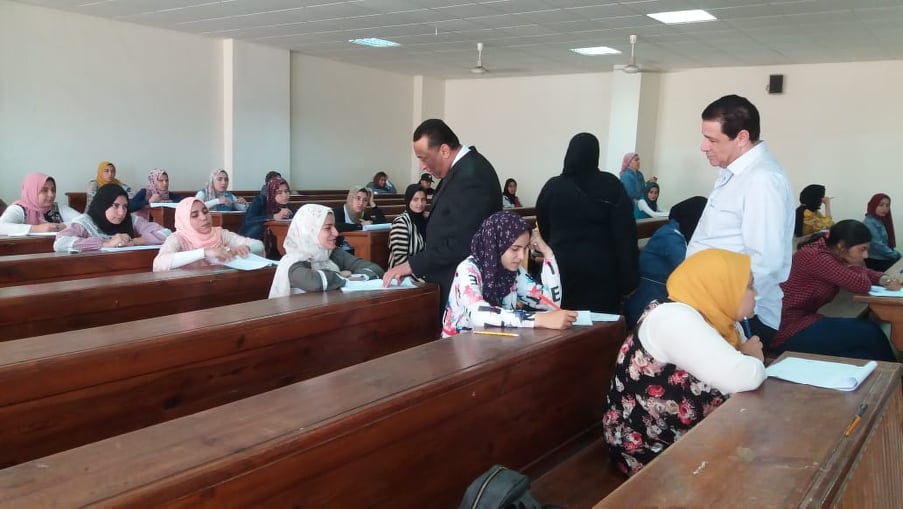 انطلاق امتحانات الفصل الدراسى الثانى بآداب طنطا انطلاق امتحانات الفصل الدراسى الثانى بآداب طنطا