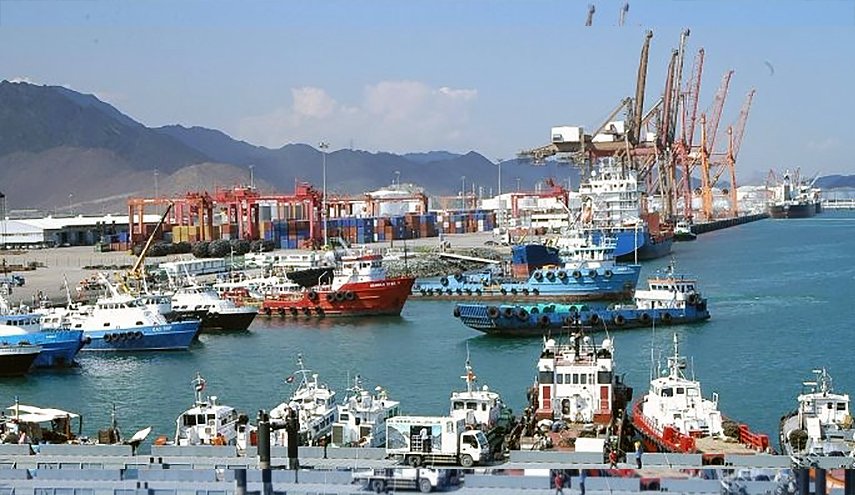 هجوم على ناقلات سعودية للنفط هجوم على ناقلات سعودية للنفط