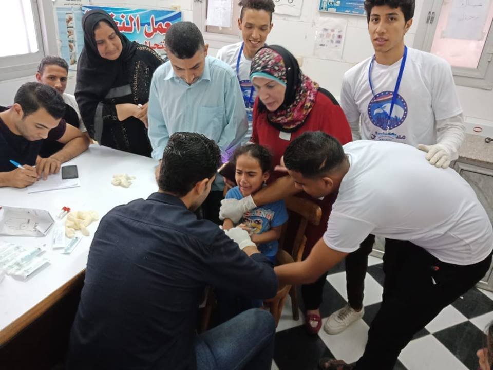 صحة الوادي :الانتهاء من مسح 14951 طالب إعدادي 